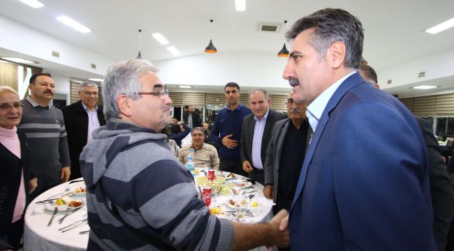 Amatör spor kulüpleri Bayraklı'da buluştu