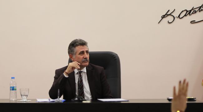 Bayraklı'da ihaleler canlı yayınlanacak 