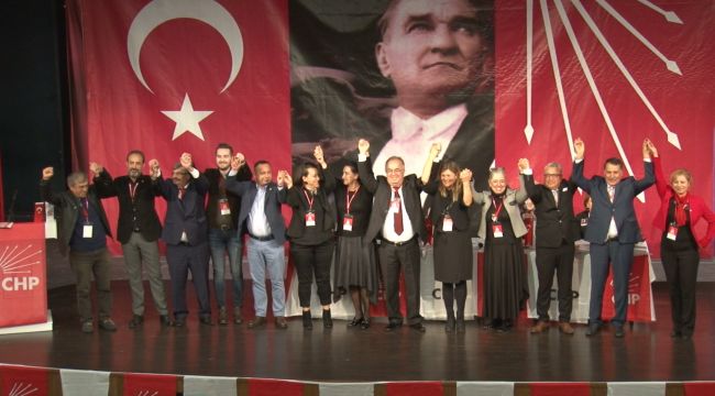 CHP Güzelbahçe'de şölen gibi kongre