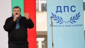 CHP'li Sındır Bulgaristan'dan seslendi: 'Bu kara lekeyi unutmayacağız!'