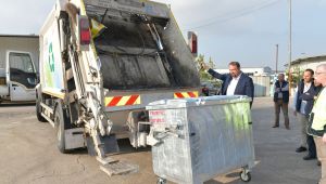 Çiğli'de çöp konteynerleri yenileniyor