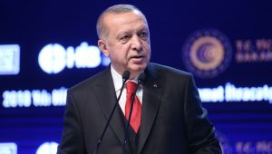 Cumhurbaşkanı Erdoğan: "İhracatımızı 500 milyar dolara çıkarma hedefimize sıkı sıkıya bağlıyız" 