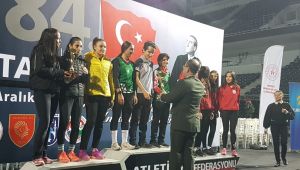 Gaziemir'in altın atletleri Türkiye şampiyonu