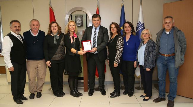 Karşıyaka'da 'Balkan Platformu' kuruldu 