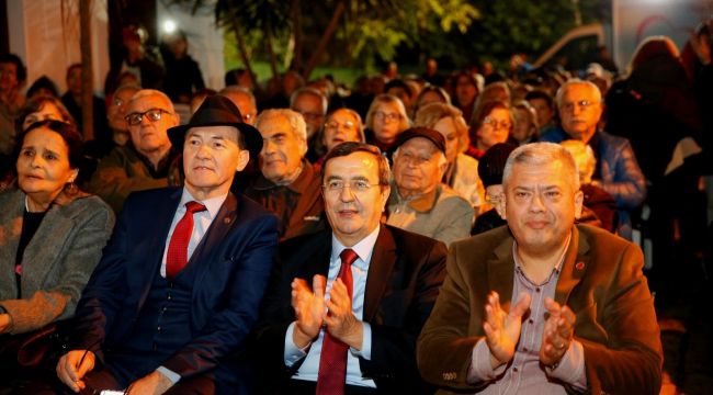 Konak'ta Dario Moreno'ya büyük vefa