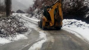 Ödemiş Belediyesi Karla Mücadele Çalışmasına Başladı