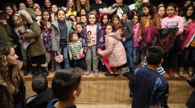 Bayraklı'da çocuklara sömestir eğlencesi