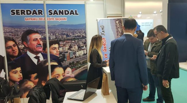 Bayraklı'nın projeleri Ankara'da tanıtıldı