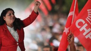 CHP Karşıyaka'da Başkan Nesrin İnetaş 'Adayım' Dedi 