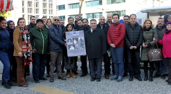 EMD İzmir Şubesi'nden yaşamını yitiren üyeleri için anma töreni 