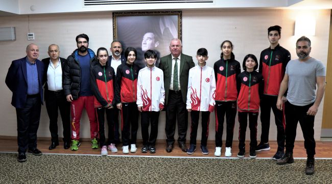 Kemalpaşa'lı sporcular madalya için ter dökecek 