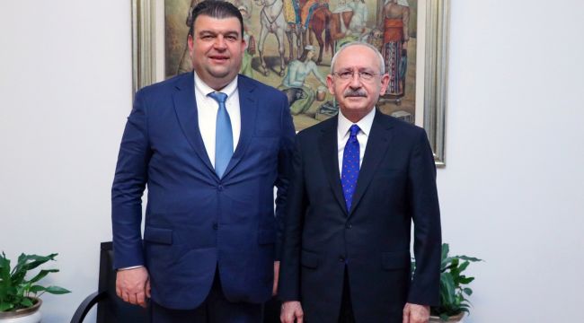 Seferihisar Belediye Başkanı İsmail Yetişkin CHP Genel Başkanı Kemal Kılıçdaroğlu ile buluştu