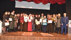 Zübeyde Hanım Karşıyaka Müftülüğünün düzenlediği programla anıldı