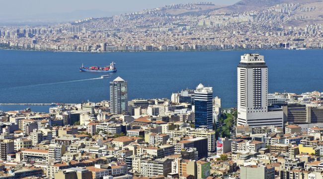 İzmir'de Konut Stoku Arttı, Tüketiciler İlanlarda Boğuldu