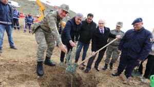 Kampanyanın İlk Fidanları Toprakla Buluştu