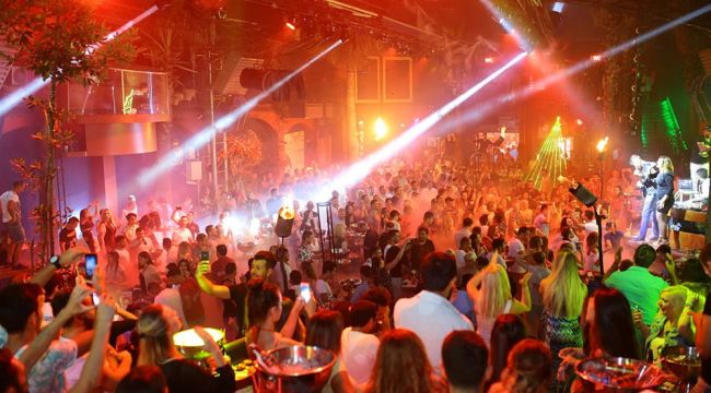 Coronavirüs salgını nedeniyle pavyon, diskotek, bar, gece kulüpleri yasaklandı