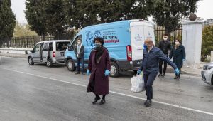 İzmir'de büyük dayanışmayı Başkan Soyer başlattı