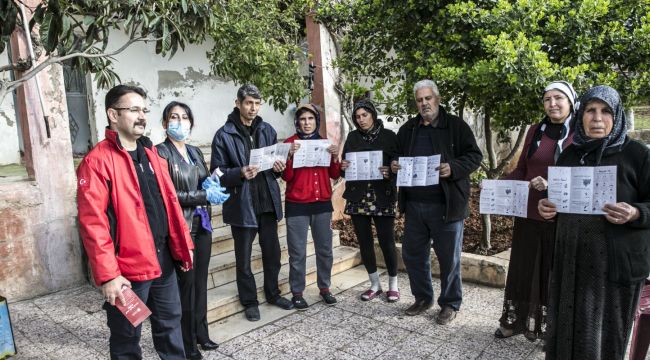 Türkiye'den Suriye'nin kuzeyinde koronavirüse karşı bilgilendirme çalışması