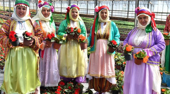 CHP'li Sertel'den yaklaşan anneler günü öncesi çağrı:Çiçekçilik sektörüne acil destek sağlansın