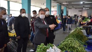 Tüm pazarlar açıldı, Başkan denetime çıktı