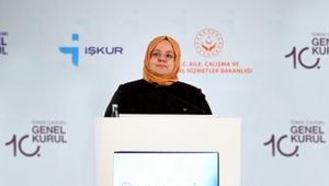 Bakan Zehra Zümrüt Selçuk'tan vatandaşlara önemli uyarı: Kişisel güvenliğiniz için bilgilerinizi paylaşmayın