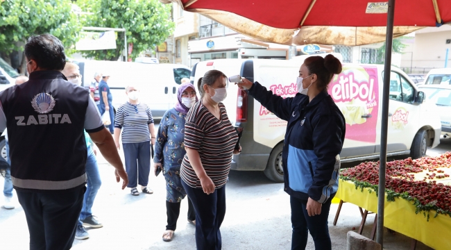 Bayram öncesi Buca pazarlarında teyakkuz 