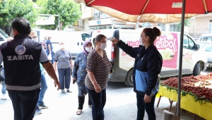 Bayram öncesi Buca pazarlarında teyakkuz 