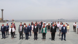 CHP İzmir 19 Mayıs İçin Meydandaydı