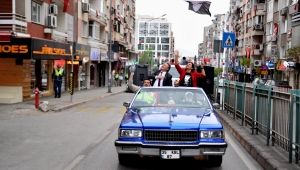 Haydi Bornova balkonlara!