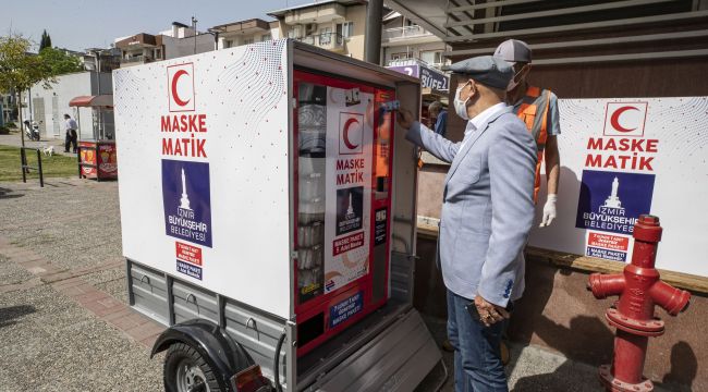 İzmir'de şimdi de seyyar maskematik