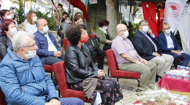 Ödemiş'in ipekböcekçiliği projesinde hasat zamanı