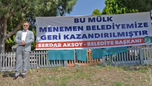 Başkan Aksoy, "Kimse belediyenin mallarının üzerine çökemez"
