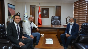 CHP İzmir Milletvekili Özcan Purçu ve Roman STK'ları İzmir Barosu'nu Ziyaret Etti