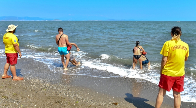 İzmir'de cankurtaran sayısı artıyor