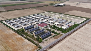 İzmir'de dört tesisin çatısına güneş paneli kuruldu