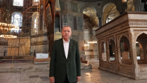 Cumhurbaşkanı Erdoğan, Ayasofya Camisi'nde incelemelerde bulundu