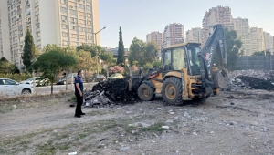 Moloz dökümünü iz süren zabıta engelledi