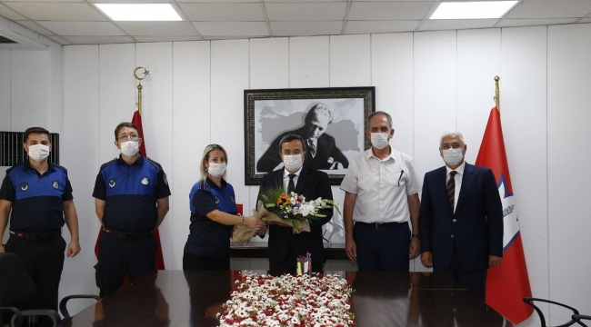 Başkan Batur'dan zabıtaya pandemi teşekkürü