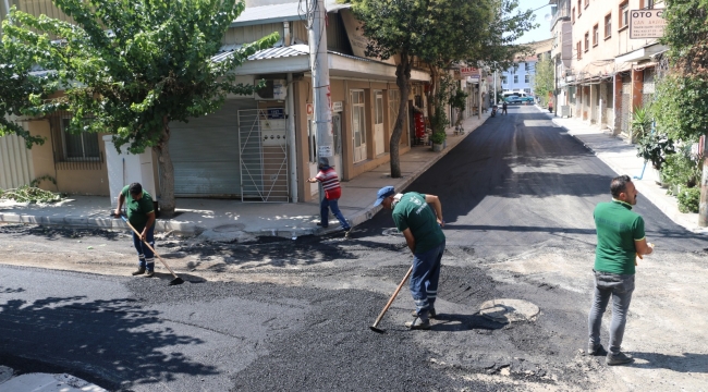 Konak'ın sokaklarına 7 ayda 3 bin 800 ton asfal