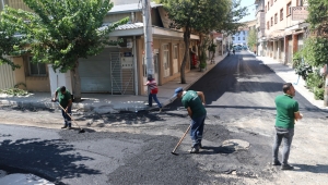 Konak'ın sokaklarına 7 ayda 3 bin 800 ton asfal