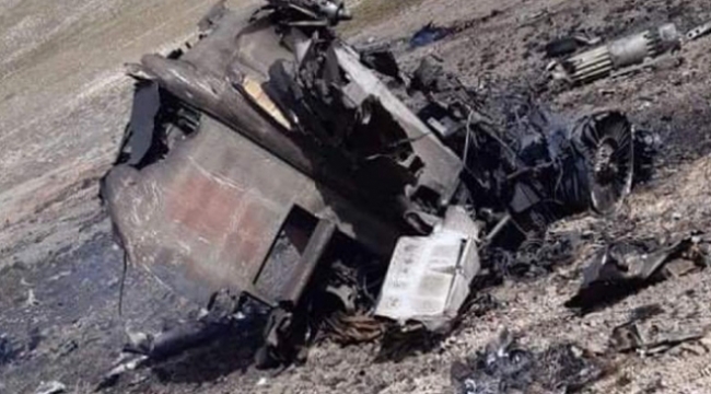 Azerbaycan: Ermenistan'a ait 2 uçak dağa çarparak düştü