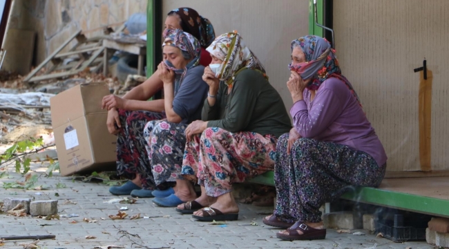 Başkan Günaydın; Soyer'in üretici pazarları projesini Uygur çöpe atmıştır