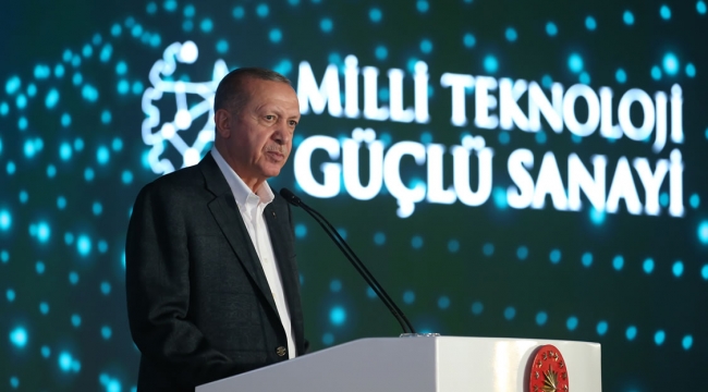 "Salgın etkisini yitirip taşlar yerine oturdukça, Türk ekonomisi yeni rekorlara koşmaya devam edecektir"