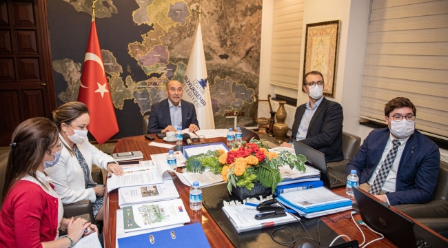 Başkan Soyer'den İzmir'de yapılacak 2021 Belediye Başkanları Zirvesi'ne davet