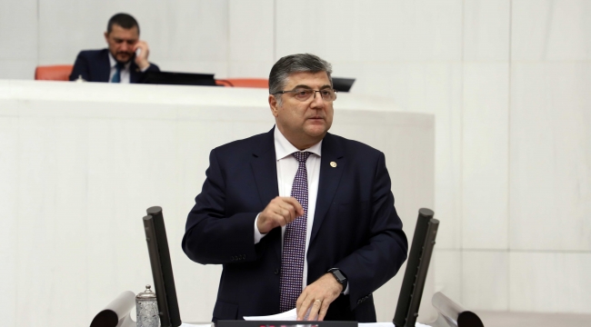 Milletvekili Sındır, "tereddüt etmeden Türkiye'yi borç batağına sürüklüyorsunuz"