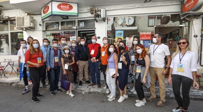 Sosyal medya fenomenleri Buca sokaklarında 