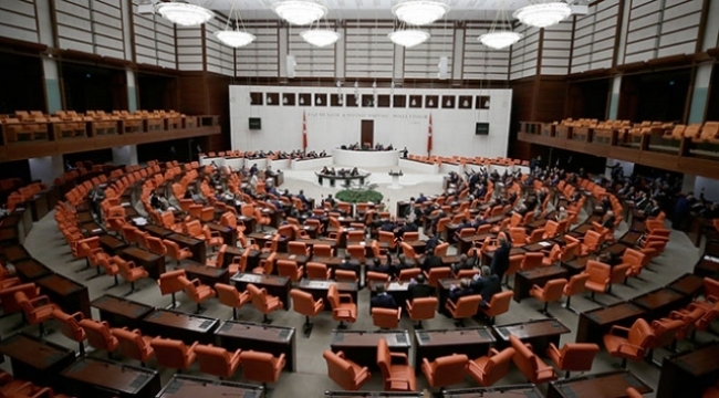 4 Siyasi Partiden Fransa Senatosu'na Kınama