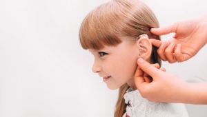 Bebeklerde İşitme Kaybına Biyonik Kulak Çözümü 