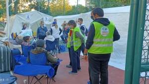 Dünya Doktorları İzmir'i yalnız bırakmıyor