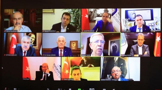 11 CHP'li Büyükşehir Belediye Başkanı İnternet Üzerinden Bir Araya Geldi